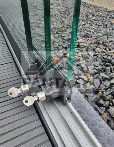 abschliessbare-Glasschiebewand