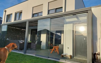 Glasschiebewand mit Montage: Aufmaß, Beratung, Planung, Fertigung und Aufbau aus einer Hand
