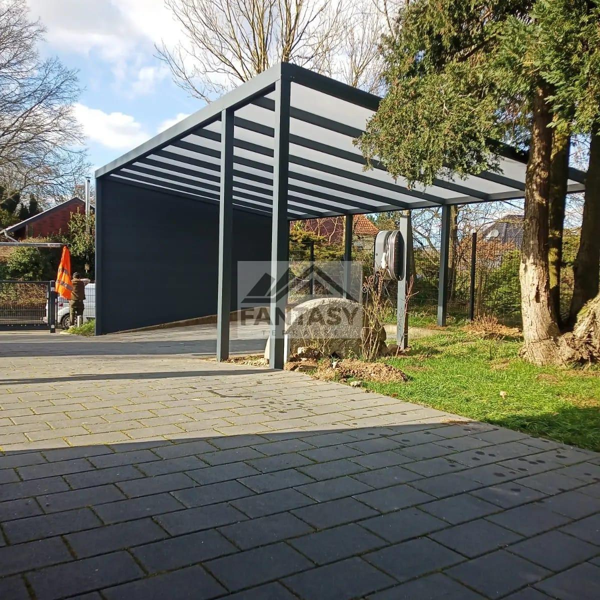 Carport mit Terrasse